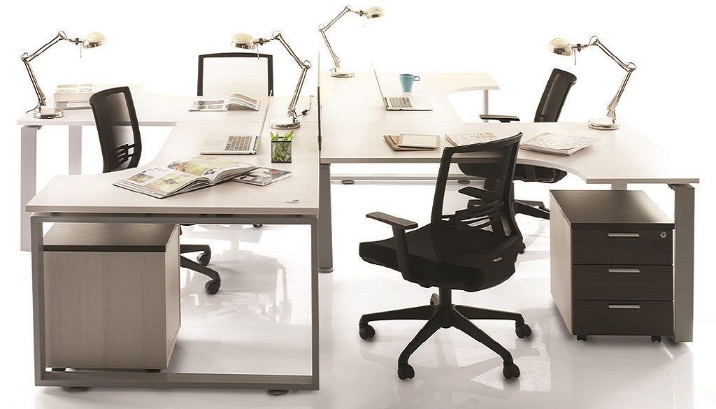 office-furniture-singapore-office-partition-classic-office-panels-singapore-1-1024x585
